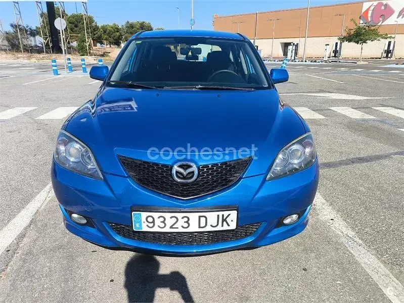 Usado Mazda 3 Active 105 CV (77 kW) 2005 Azul Berlina