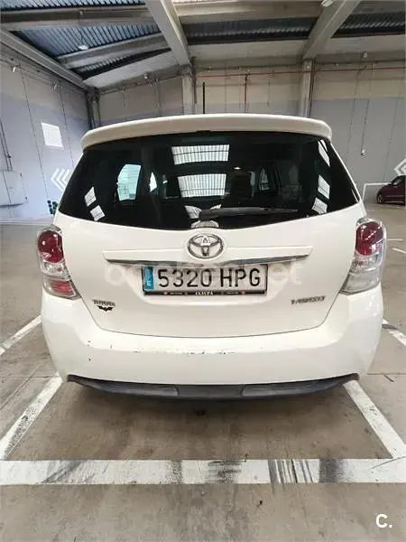 Usado Toyota Verso Advance 132 CV (97 kW) 2013 Blanco Monovolumen