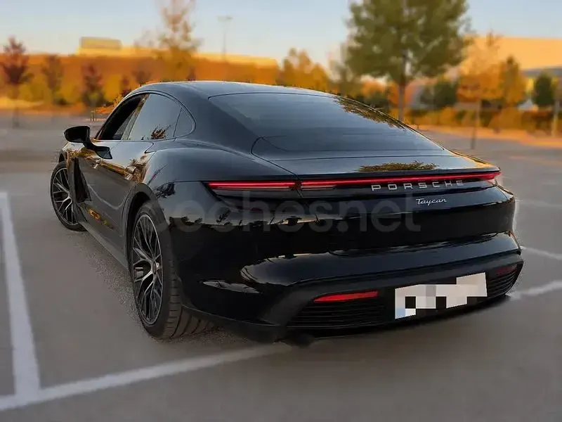 Usado Porsche Taycan 4S 389 kW (530 CV) 2023 Negro Berlina