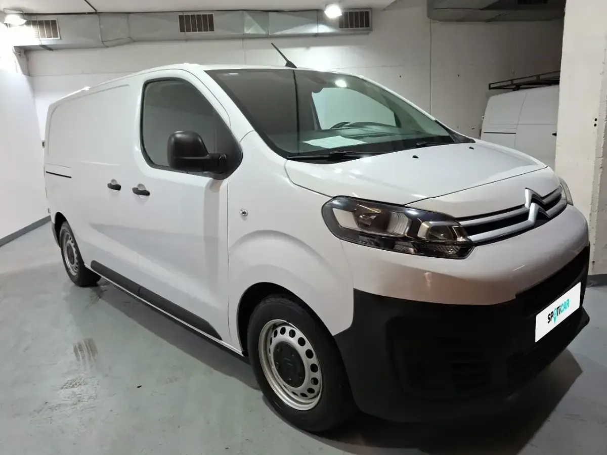 Käytetty Citroën Jumpy 120 HP (88 kW) 2024 Valkoinen Tila-auto