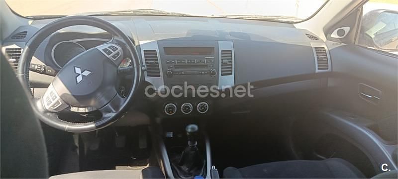 Usado Mitsubishi Outlander Intense+ 140 CV (102 kW) 2007 Negro SUV