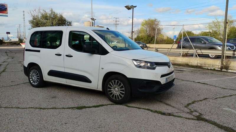 Blanco Usado 2020 Toyota Proace Active Van | 15.990 € (Super precio) - Imagen 1/4