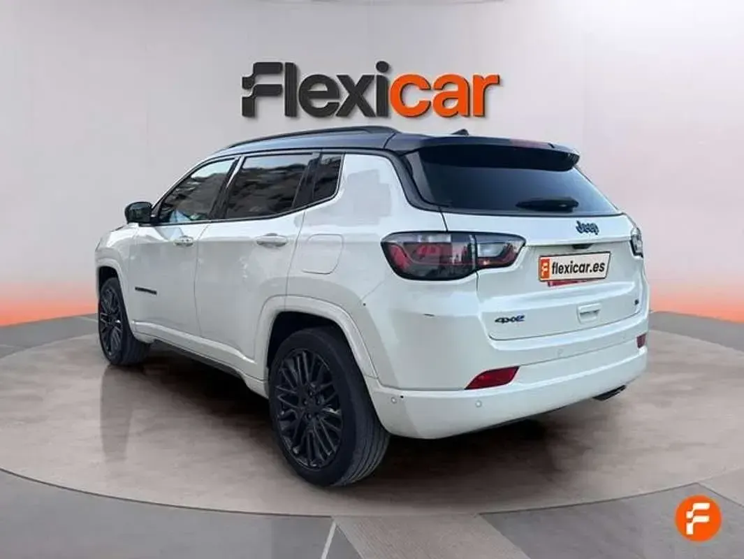 Usado Jeep Compass 241 CV (177 kW) 2021 Beige SUV