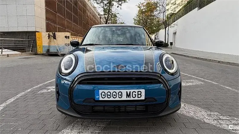 Usado Mini Cooper 156 CV (114 kW) 2023 Azul Utilitario