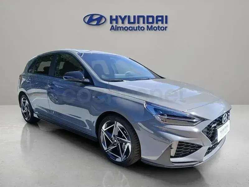Nuevo Hyundai i30 N Line 150 CV (110 kW) 2026 Gris / plata Berlina