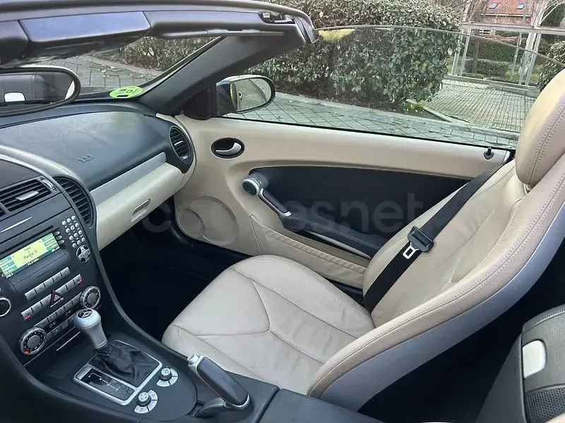Usado Mercedes SLK280 231 CV (169 kW) 2007 Negro Descapotable