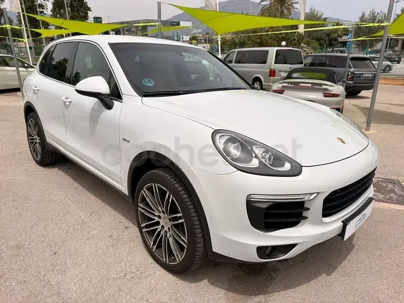 Usado Porsche Cayenne 262 CV (192 kW) 2017 Blanco SUV