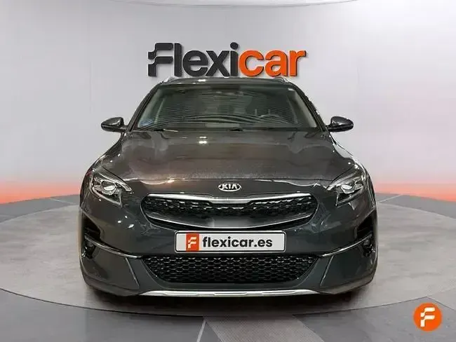 Usado Kia XCeed 141 CV (103 kW) 2021 Gris SUV