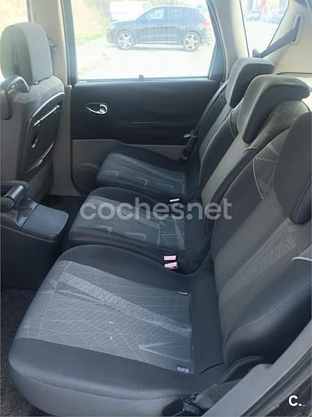 Negro Usado 2006 Renault Scénic II Dynamique Monovolumen | 3000 € (Precio justo) - Imagen 1/1