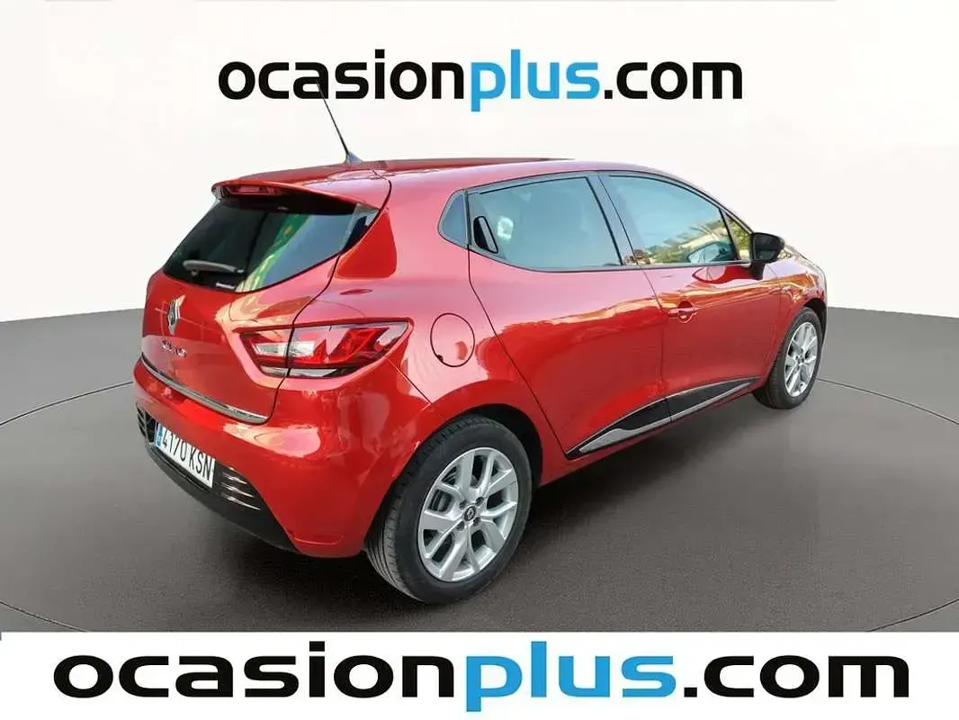 Usado Renault Clio LIMITED 90 CV (66 kW) 2018 Rojo Utilitario
