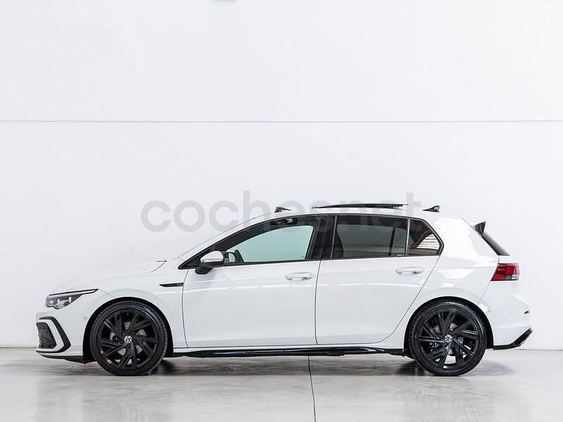 Usado VW Golf VIII R-line 150 CV (110 kW) 2021 Blanco Berlina