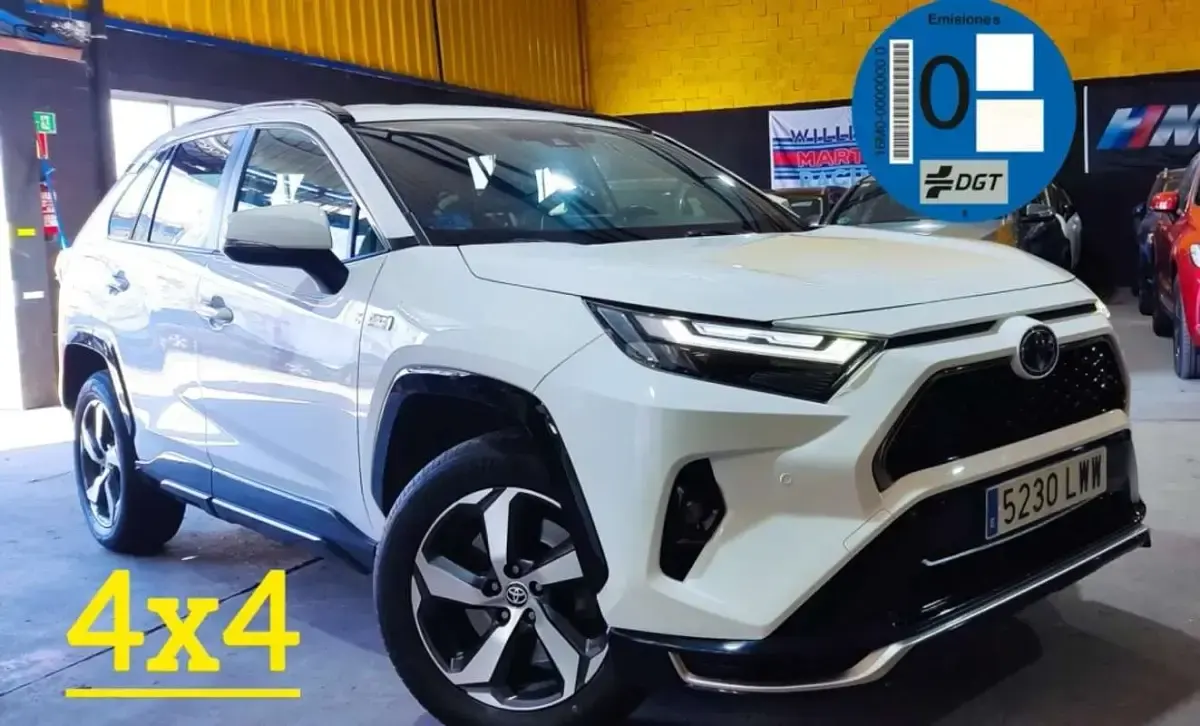 Usado Toyota RAV4 Hybrid Advance 306 CV (225 kW) 2022 Blanco SUV