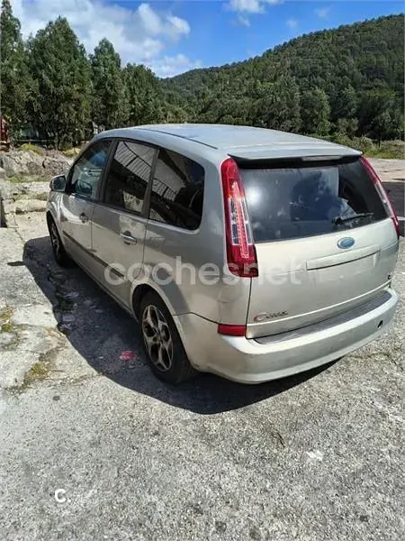 Usado Ford C-MAX Ghia 109 CV (80 kW) 2009 Gris / plata Monovolumen
