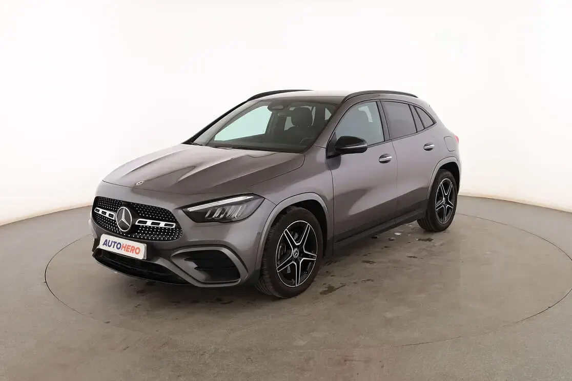 Usado Mercedes GLA200 AMG line 150 CV (110 kW) 2024 SUV