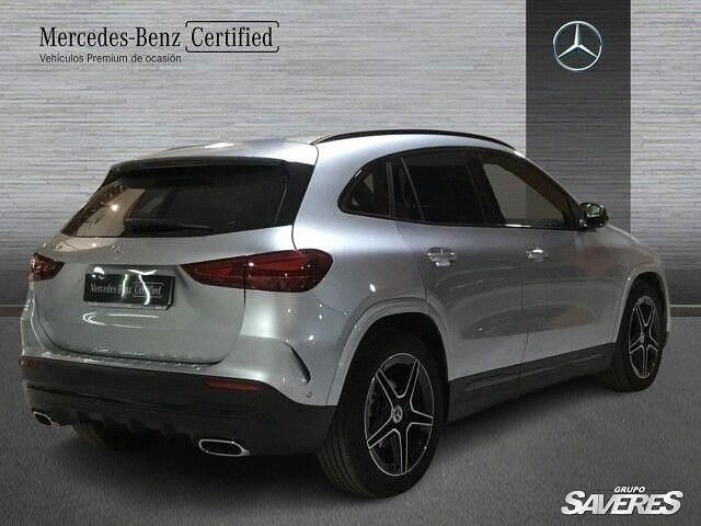 Usado Mercedes GLA200 163 CV (119 kW) 2025 Plata hightech SUV