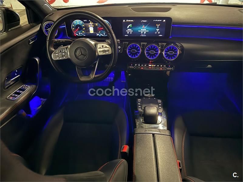 Usado Mercedes A200 150 CV (110 kW) 2020 Gris / plata Berlina