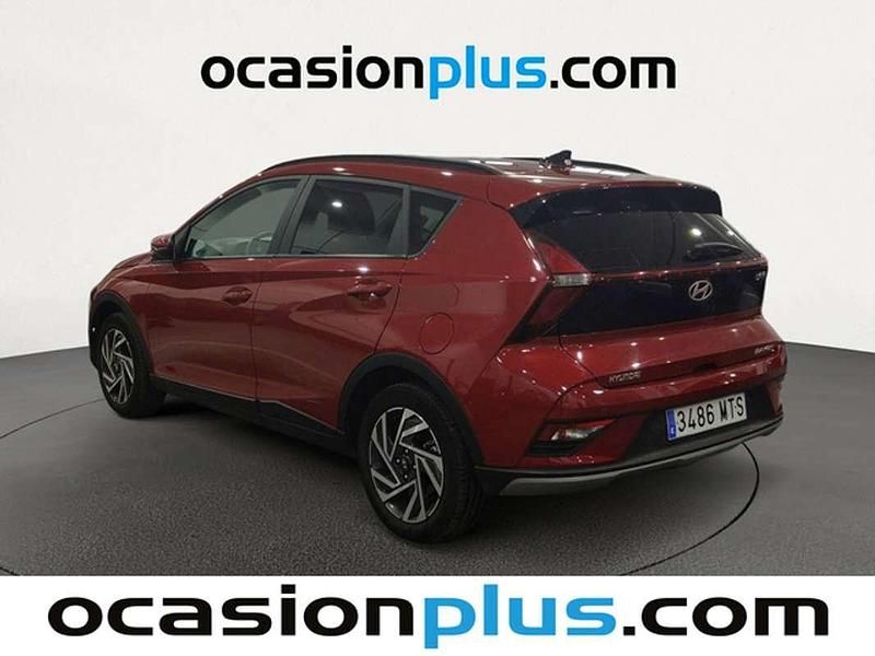 Usado Hyundai Bayon 101 CV (74 kW) 2024 Rojo SUV