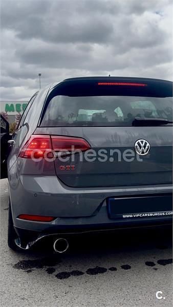 Usado VW Golf VIII GTI 290 CV (213 kW) 2020 Gris / plata Berlina