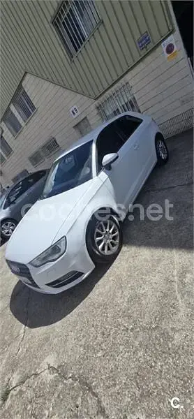 Usado Audi A3 105 CV (77 kW) 2014 Blanco Berlina