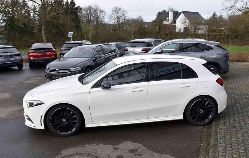 Usado Mercedes A200 163 CV (119 kW) 2020 Blanco Utilitario