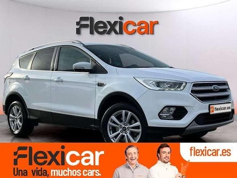 Usado Ford Kuga Trend+ 150 CV (110 kW) 2018 Blanco SUV