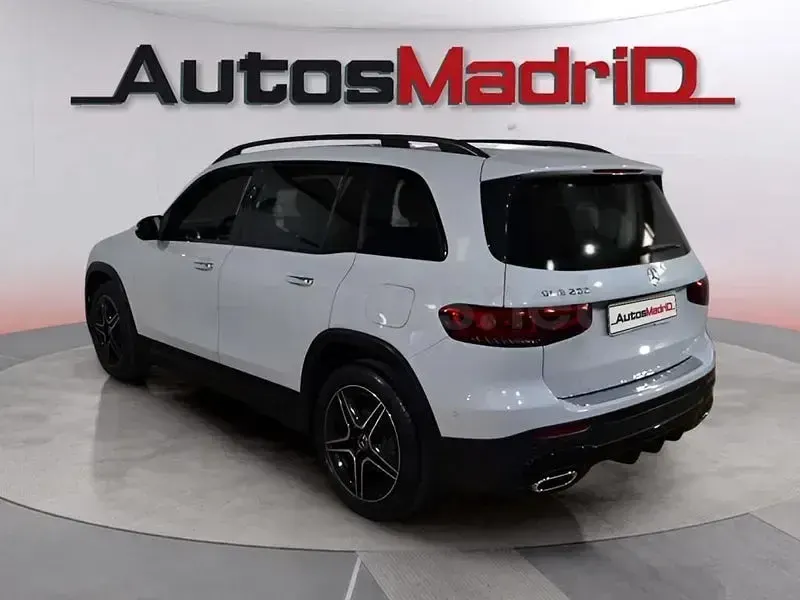 Usado Mercedes GLB180 136 CV (100 kW) 2020 Blanco SUV
