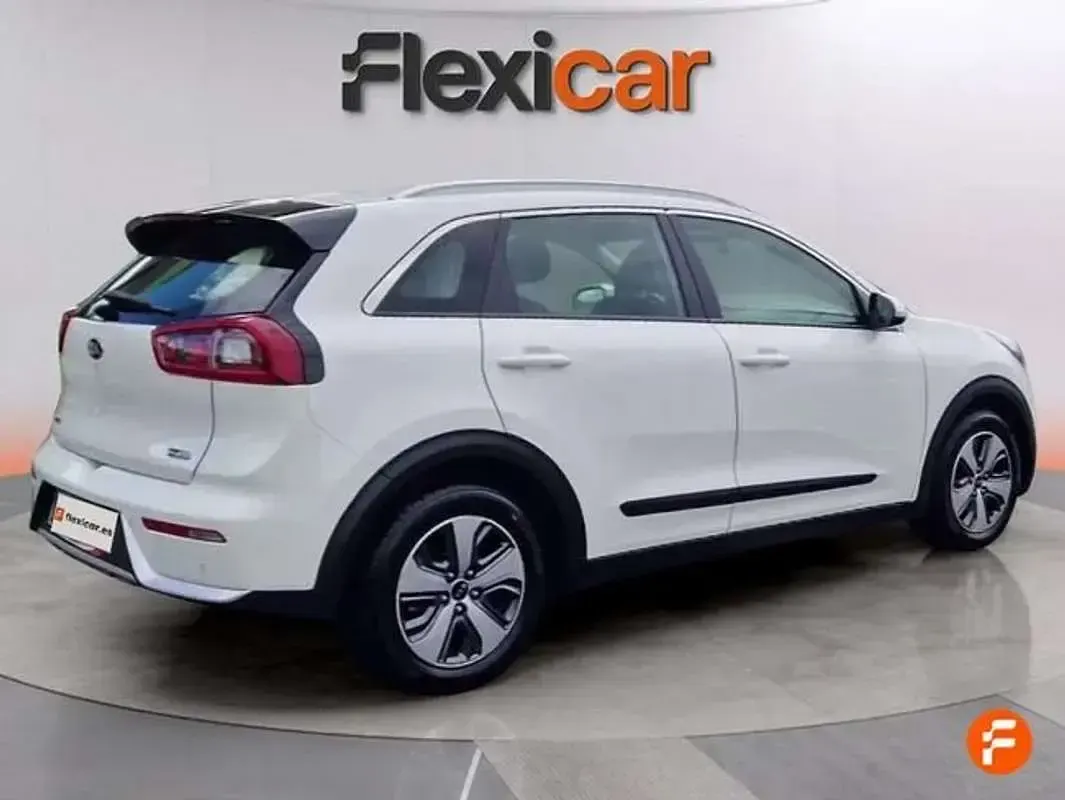 Usado Kia Niro 141 CV (103 kW) 2019 Blanco SUV
