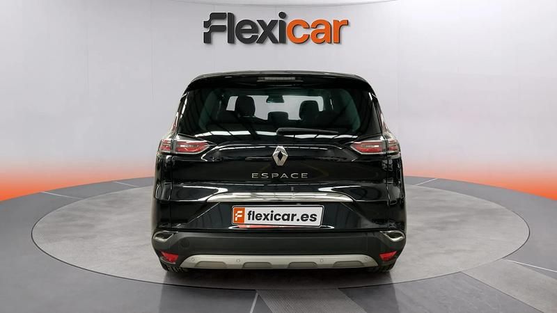 Usado Renault Espace Zen 160 CV (117 kW) 2017 Negro Monovolumen