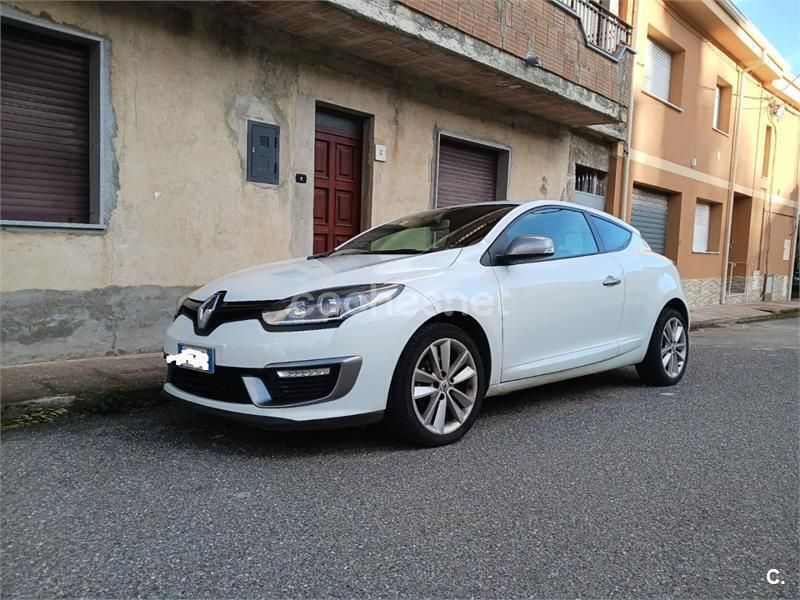 Blanco Usado 2014 Renault Mégane III Bose Edition Coupe | 4500 € (Super precio) - Imagen 1/4