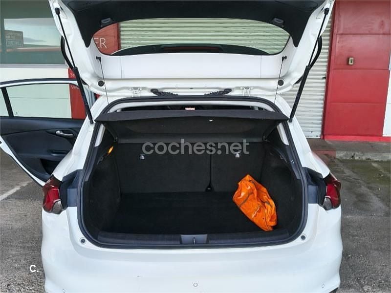 Usado Fiat Tipo Business 120 CV (88 kW) 2019 Blanco Berlina