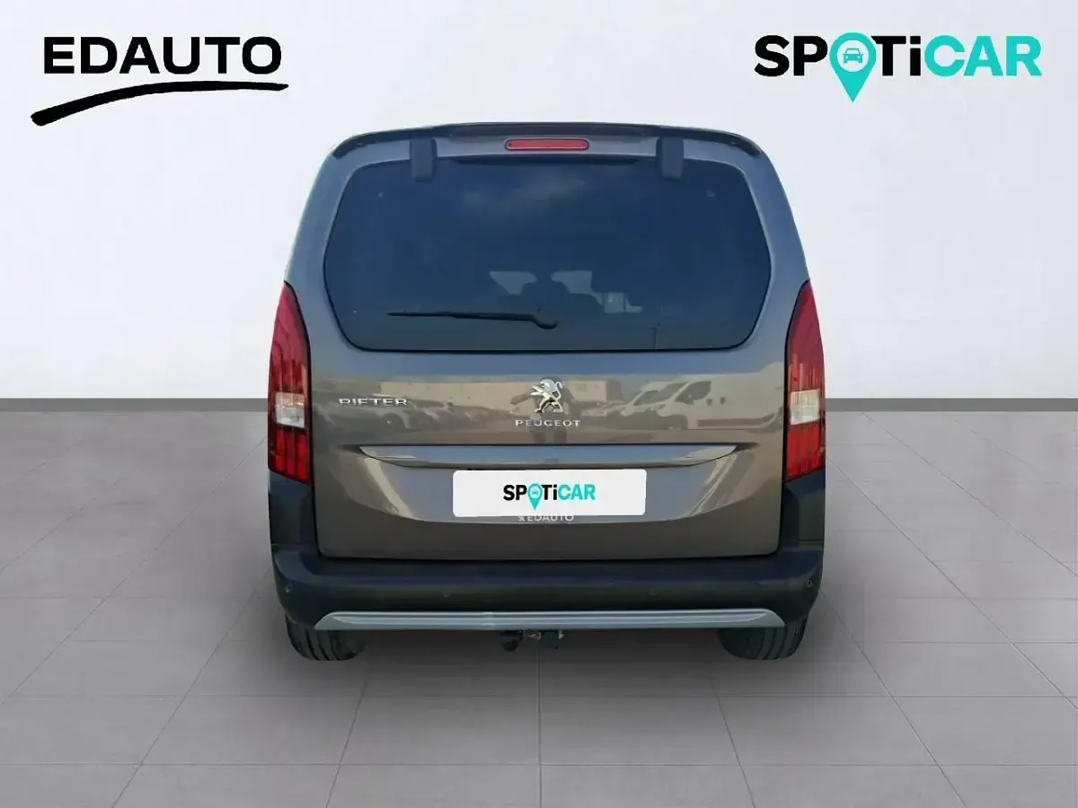 Usado Peugeot Rifter Allure 100 CV (73 kW) 2021 Gris Monovolumen