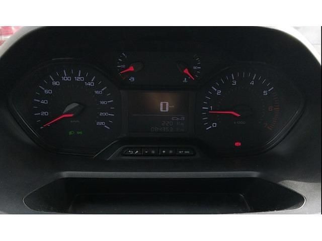 Usado Peugeot Partner 102 CV (75 kW) 2022 Blanco Monovolumen