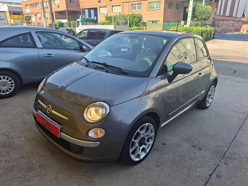 Usado Fiat 500 Lounge 69 HP (50 kW) 2015 Cinzento Sedan