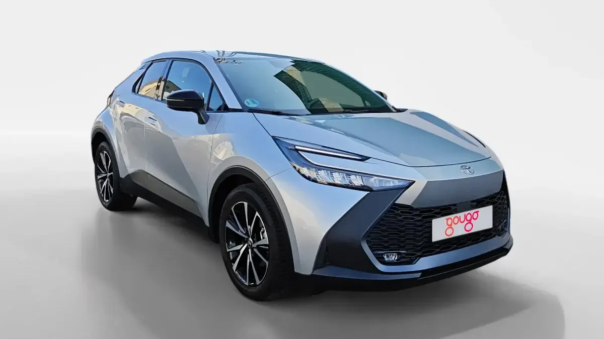 Usado Toyota C-HR Advance 140 CV (102 kW) 2025 Gris SUV