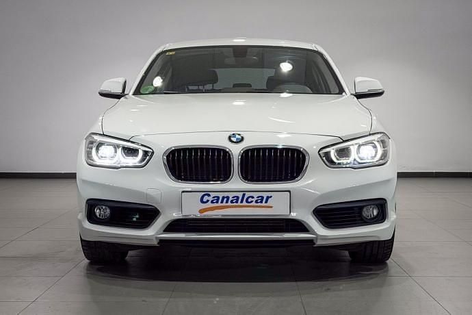 Usado BMW 118 150 CV (110 kW) 2015 Blanco Utilitario