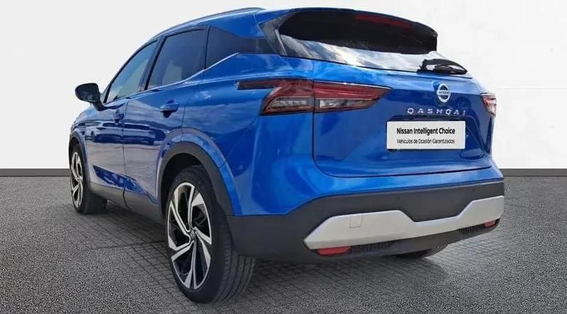 Usado Nissan Qashqai Tekna+ 158 CV (116 kW) 2022 Magnetic blue con techo midnig SUV
