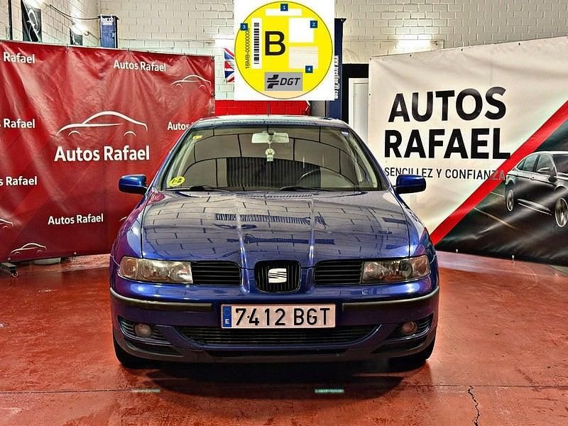 Usado Seat Leon Sport 105 CV (77 kW) 2002 Azul Utilitario