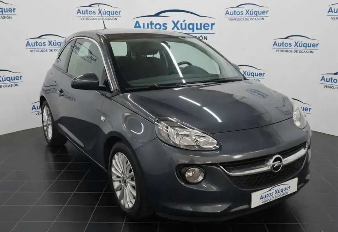 Usado Opel Adam 87 CV (63 kW) 2017 Gris Utilitario