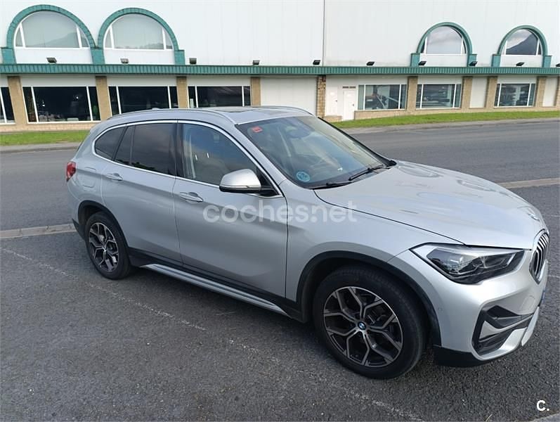 Gris / plata Usado 2021 BMW X1 Performance SUV | 25.000 € (Precio justo) - Imagen 1/4