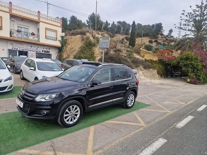 Usado VW Tiguan Advance 140 CV (102 kW) 2012 Negro SUV