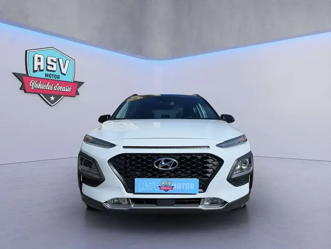 Używany Hyundai Kona 120 KM (88 kW) 2019 Biały SUV