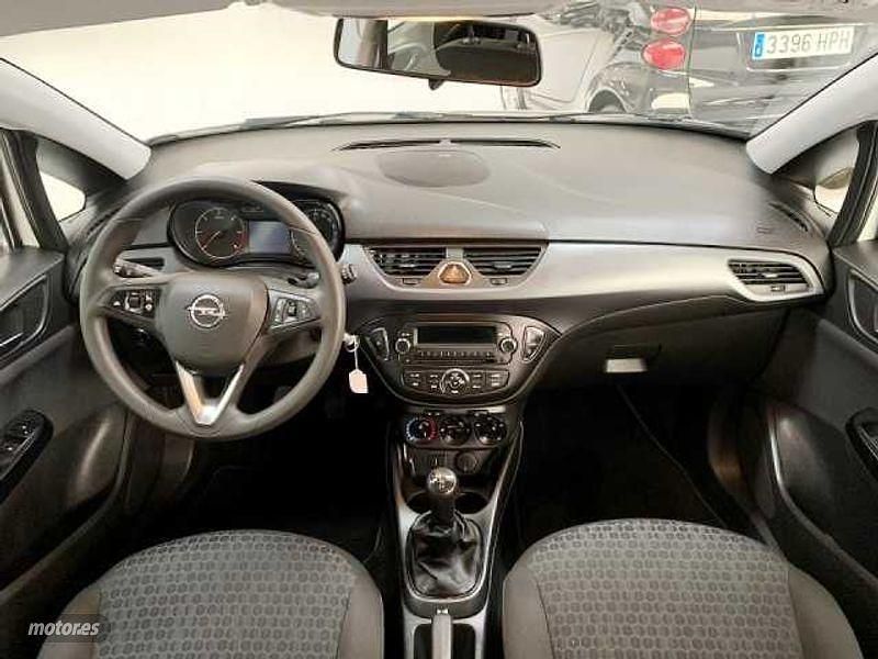 Usado Opel Corsa Business 75 CV (55 kW) 2018 Blanco Familiar
