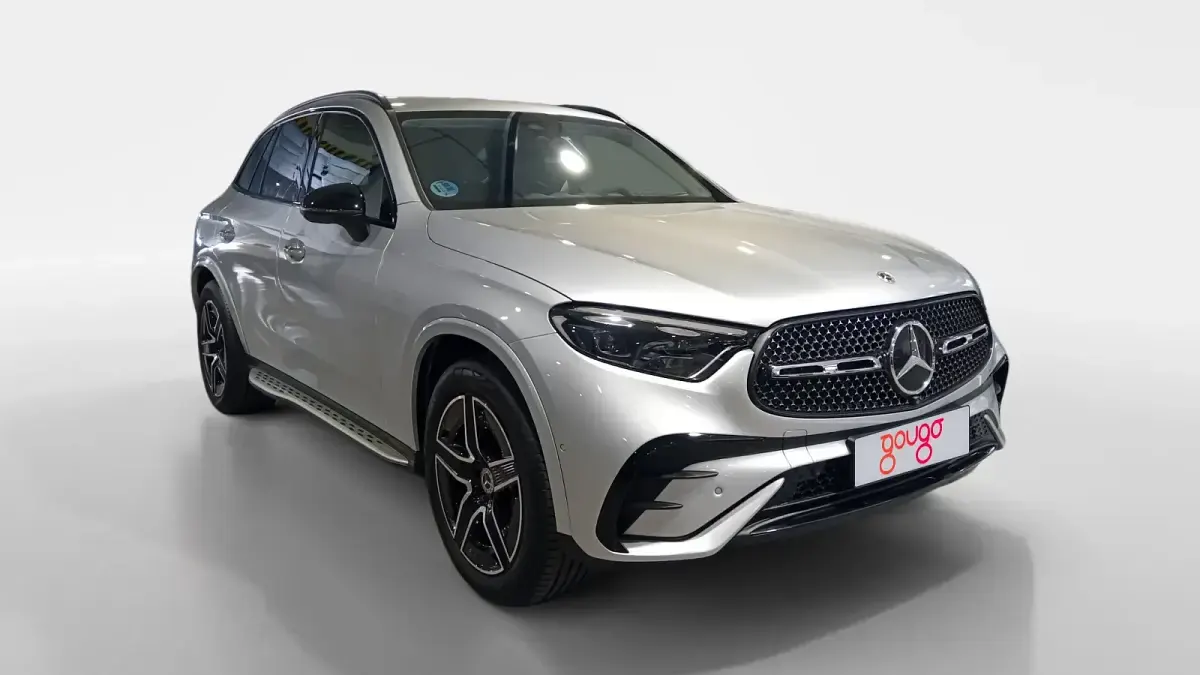 Usado Mercedes GLC200 204 CV (150 kW) 2025 Gris SUV