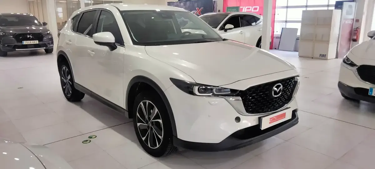 Usado Mazda CX-5 Ad'Vantage 165 CV (121 kW) 2024 Blanco SUV