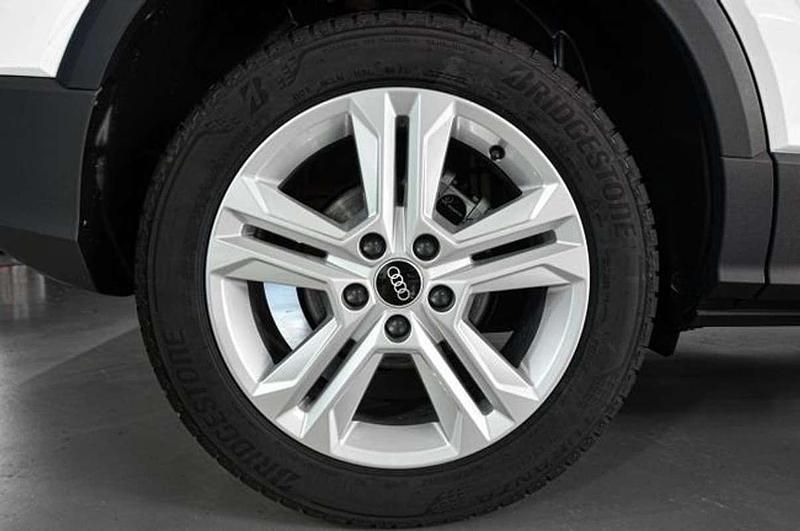 Usado Audi Q2 110 CV (80 kW) 2023 Blanco SUV