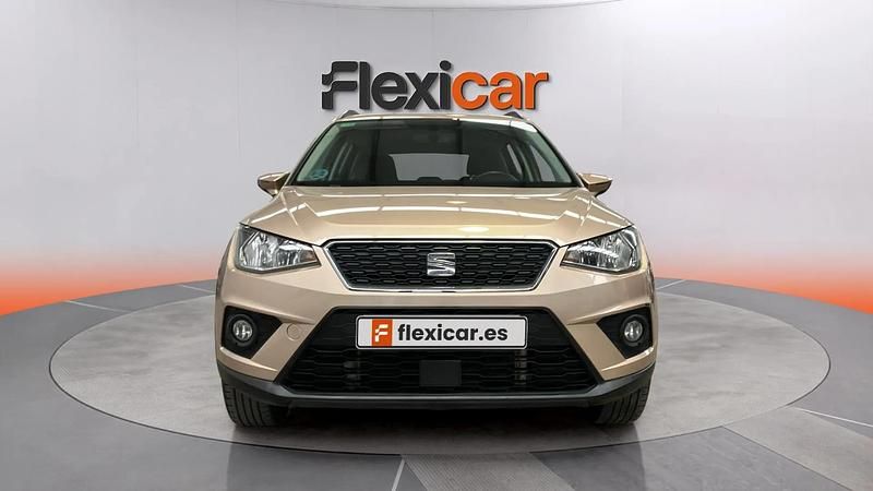 Usado Seat Arona Ecomotive 116 CV (85 kW) 2019 Gris SUV