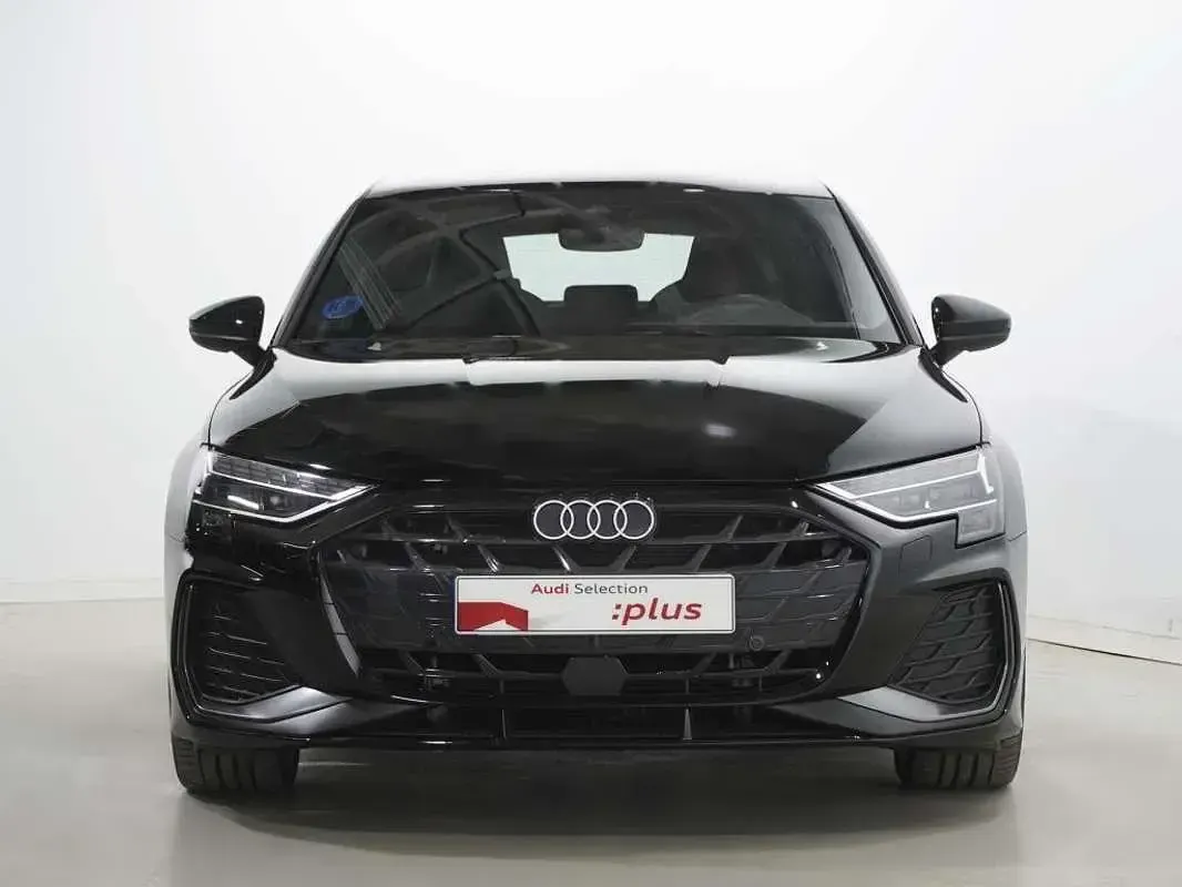 Usado Audi A3 Sportback e-tron 204 CV (150 kW) 2025 Negro Utilitario