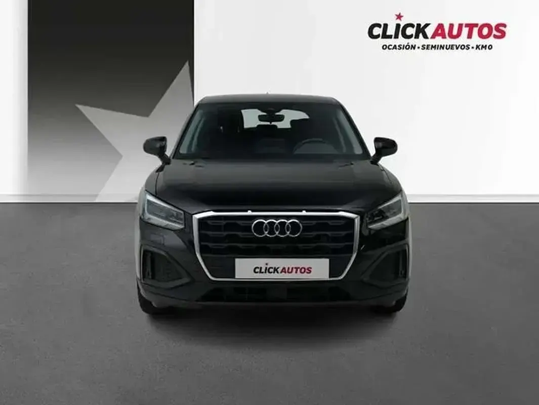 Usado Audi Q2 116 CV (85 kW) 2025 Negro SUV