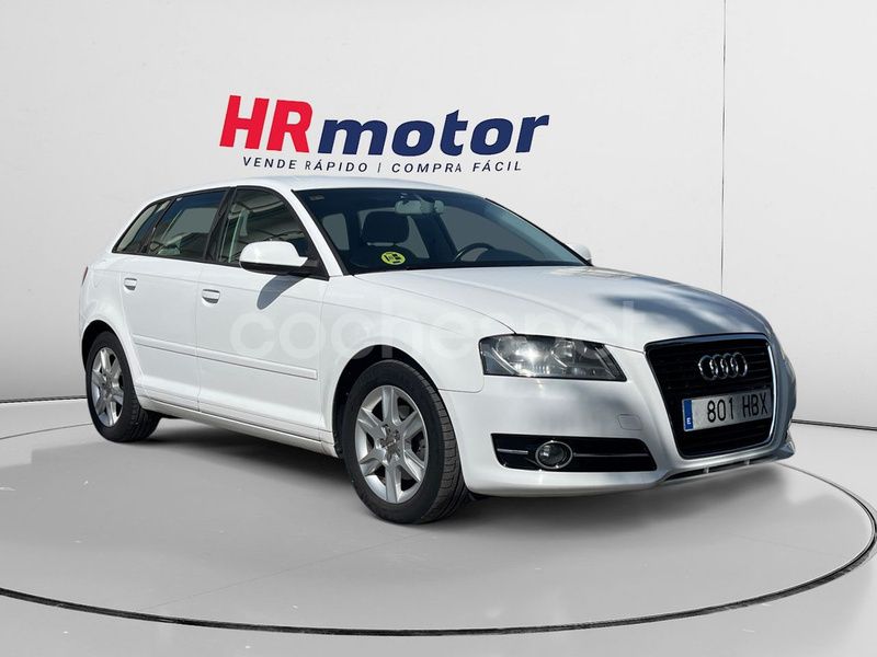 Blanco Usado 2011 Audi A3 Sportback Attraction Berlina | 10.390 € (Precio justo) - Imagen 1/4