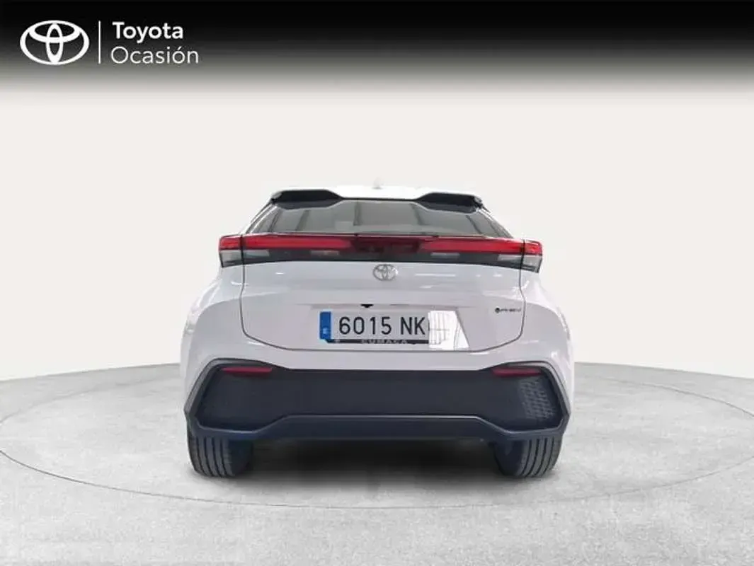 Usado Toyota C-HR Advance 223 CV (164 kW) 2026 Blanco SUV